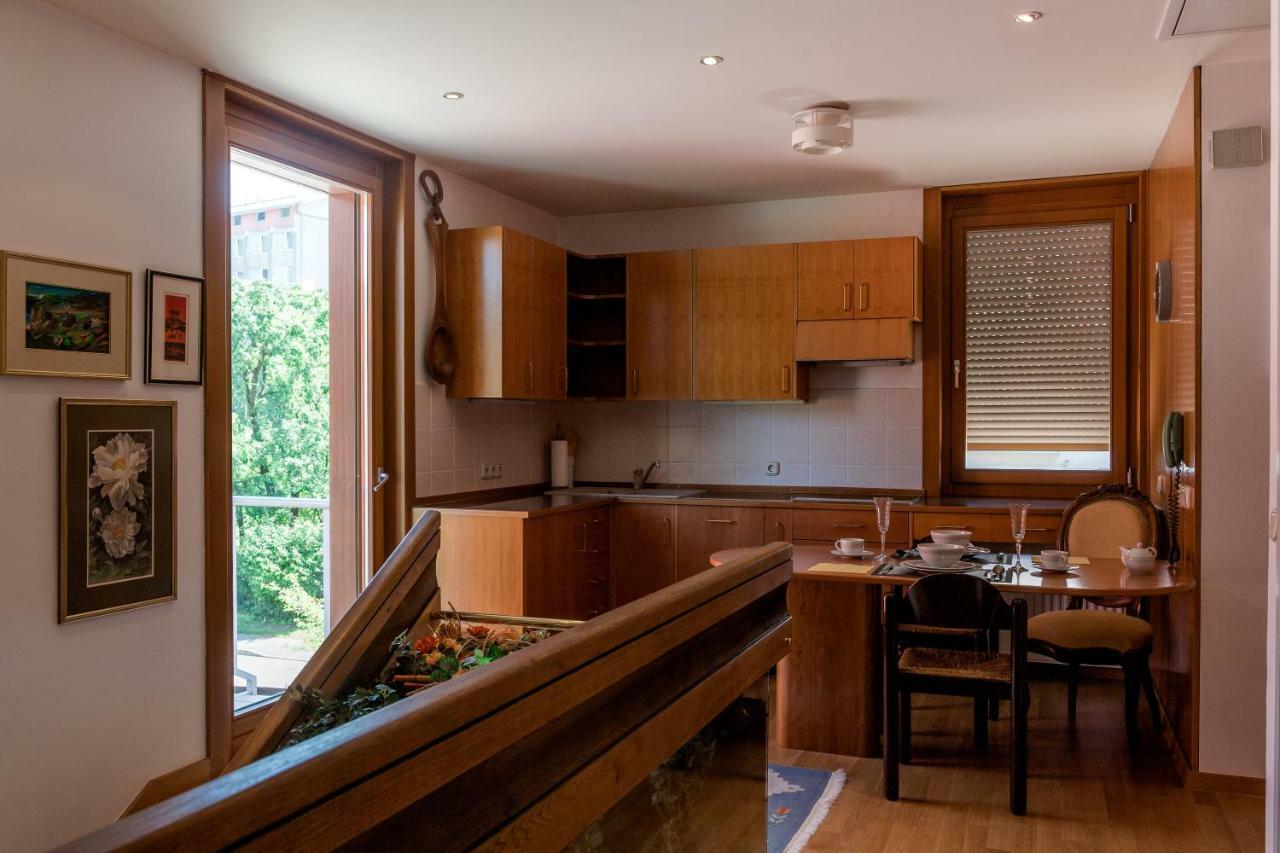 Rozna Dolina Apartment Lublana Zewnętrze zdjęcie